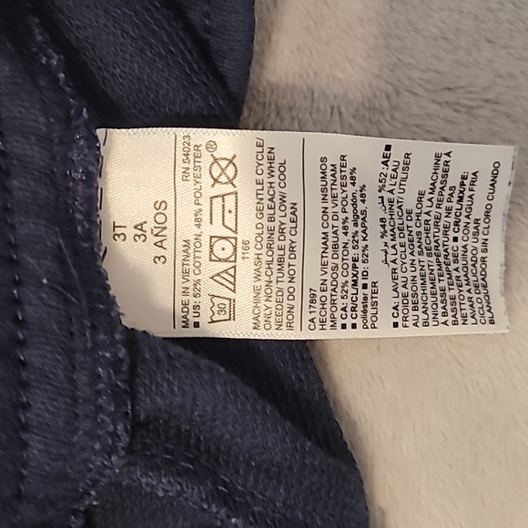 ⭐️ 5/$25 ⭐️ Old Navy French Terry Shorts - Picture 4 of 4